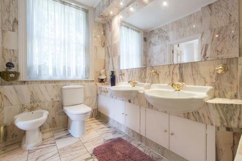 Basement Flat, 8a Randolph Road, London, W9 1AN