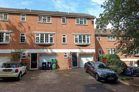 38 Glendale, Hemel Hempstead, HP1 1TG