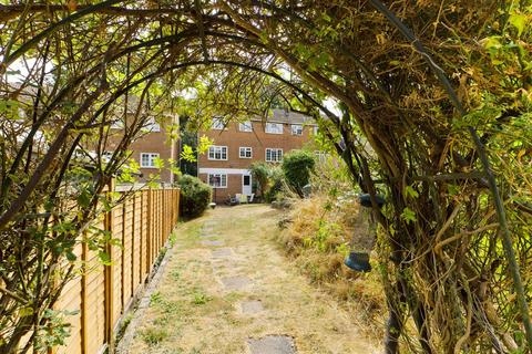 38 Glendale, Hemel Hempstead, HP1 1TG