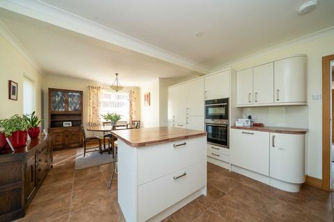83a Adeyfield Road, Hemel Hempstead, HP2 5EB