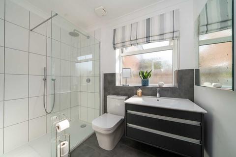 83a Adeyfield Road, Hemel Hempstead, HP2 5EB