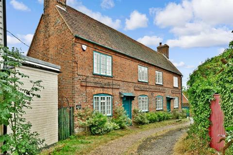 4 bedroom detached house for sale, Staple Street, Hernhill, Faversham, Kent