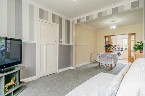 3 bedroom semi-detached house for sale - Ashburnham Crescent, Leighton Buzzard, Bedfordshire