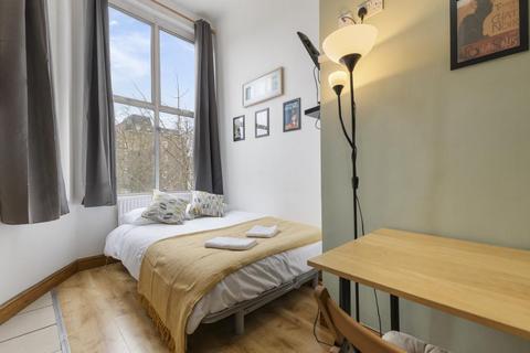West Cromwell Road, Earls Court, London SW5