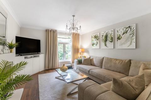 9 Cardinals Way, London, N19 3UZ