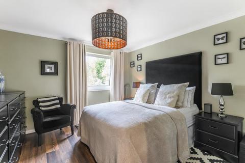 9 Cardinals Way, London, N19 3UZ