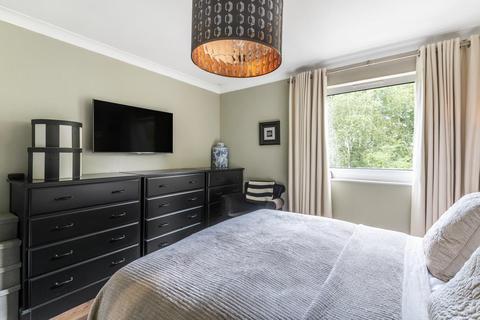 9 Cardinals Way, London, N19 3UZ