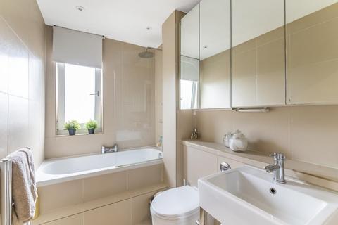 9 Cardinals Way, London, N19 3UZ