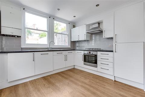 2 bedroom flat to rent, Barcombe Avenue, London