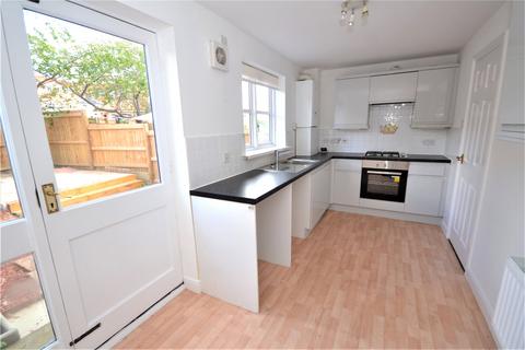 2 bedroom end of terrace house to rent, Station Approach, CM7