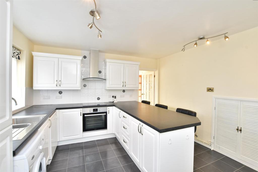 Kitchen/ Breakfast Room
