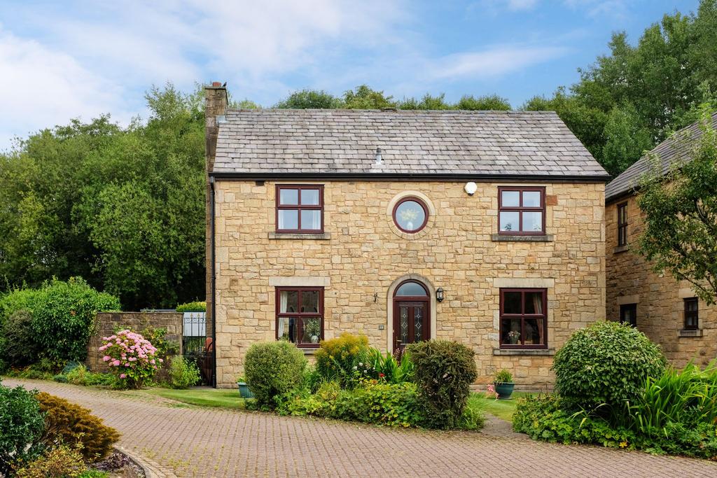 Crofters Walk, Bradshaw, Bolton, BL2 4 bed detached house for sale £