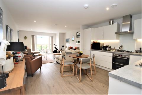 1 bedroom apartment for sale - Close To High Street & Station, Burnham