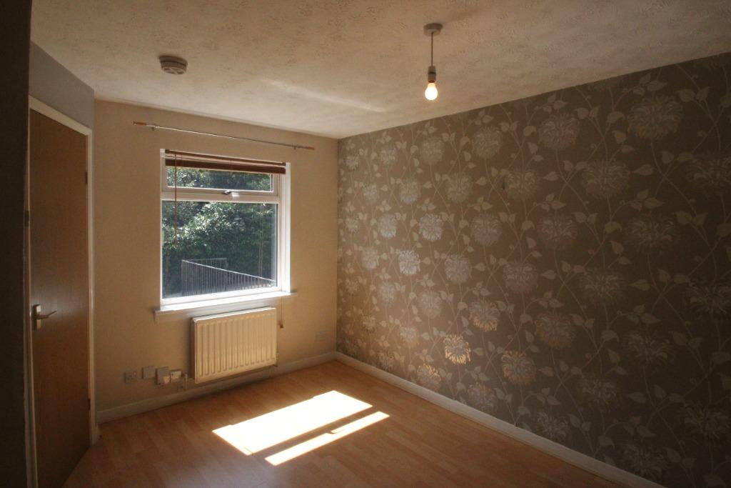 Woodville Court, Broxburn, West Lothian, EH52 2 bed terraced house £