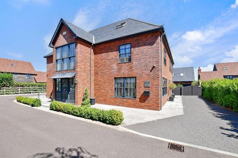 6 bedroom detached house for sale, Clay Court, Woodnesborough, Sandwich, Kent