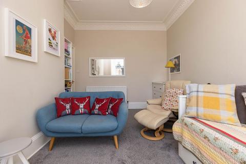 30/5 Bath Street, Edinburgh, EH15 1HD