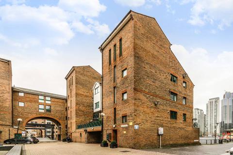 Flat 2, 2 Pepper Street, London, E14 9RB