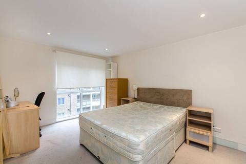 3 bedroom flat for sale, Vauxhall Bridge Road, Pimlico, London, SW1V