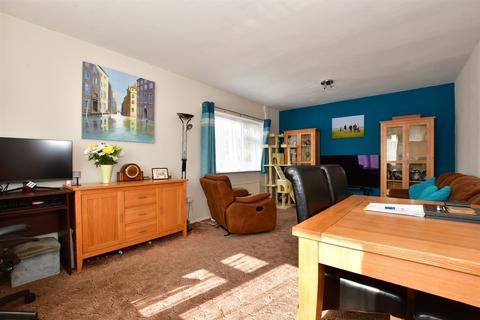 30 Kimberley Road, Newington, Ramsgate, CT12 6HH