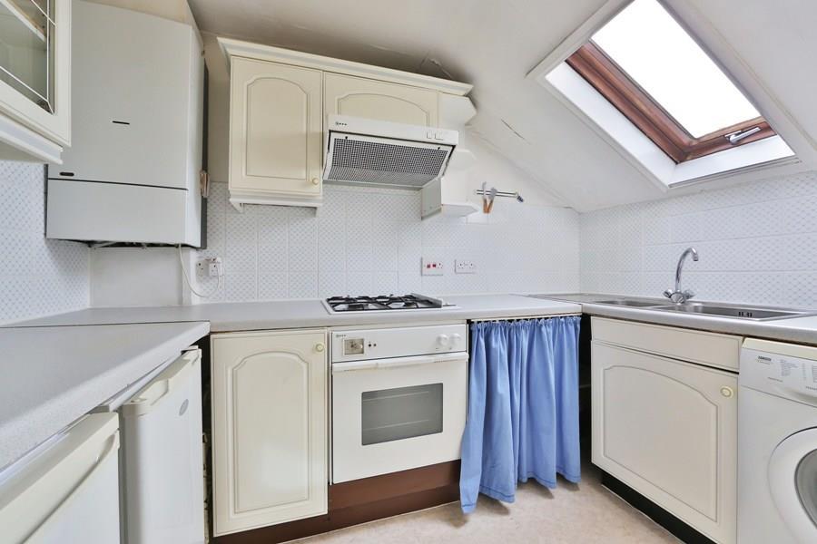 3 33 leathwaite road