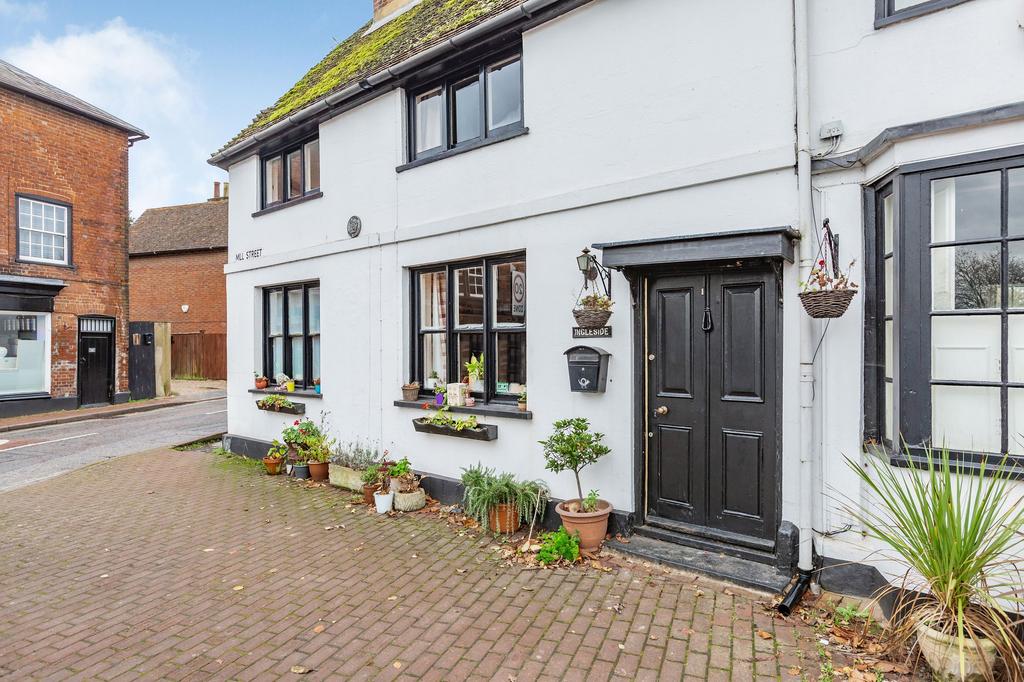 Mill Street, East Malling, ME19 3 bed end of terrace house £320,000