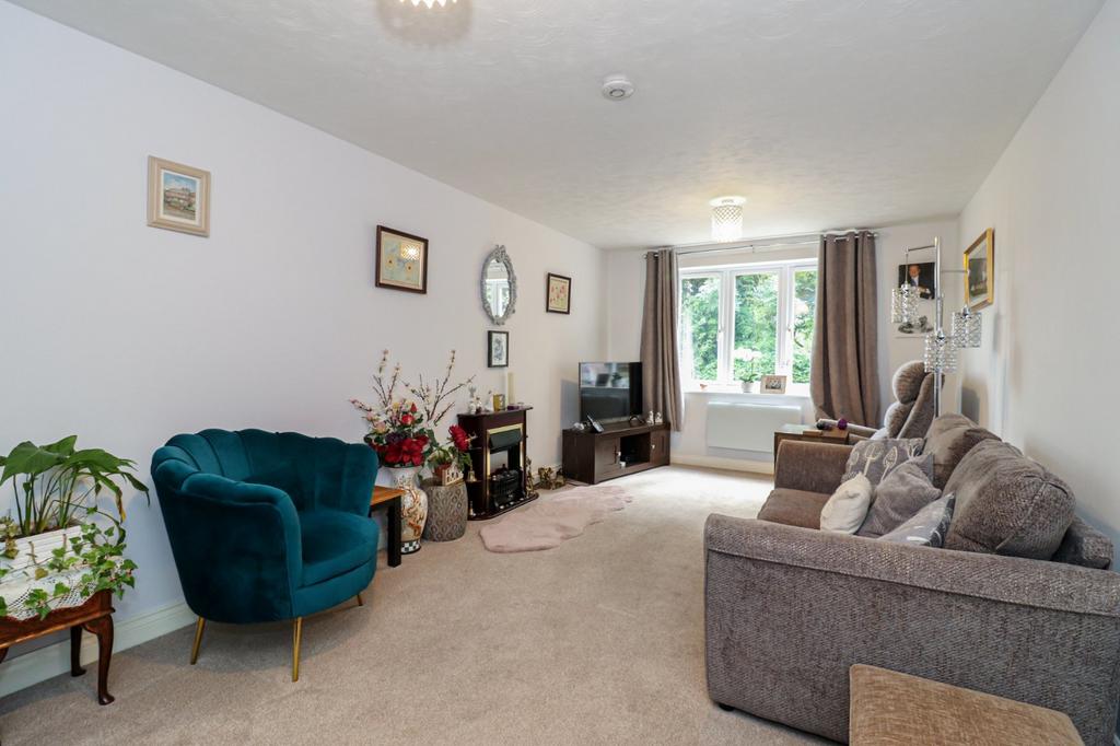 The Cloisters, Church Lane, Kings... 1 bed flat £195,000