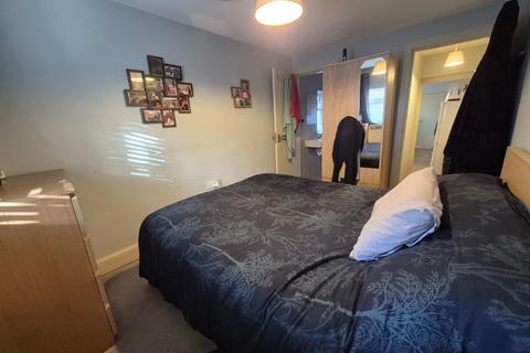 1 bedroom flat to rent, Truro road, Wood green, N22