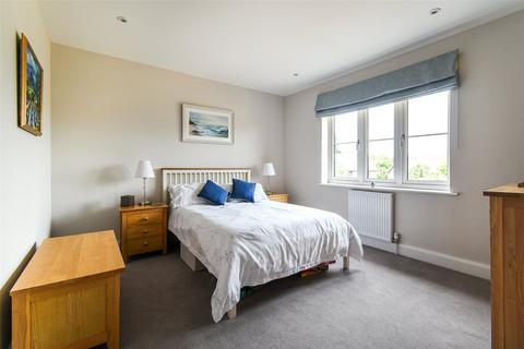 1a Little Paddock, Sherfield-on-loddon, Hook, RG27 0FS