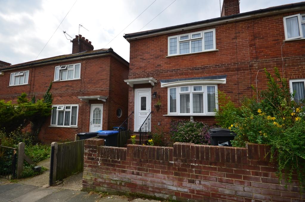 Prospect Road Broadstairs CT10 2 bed semidetached house £900 pcm (£
