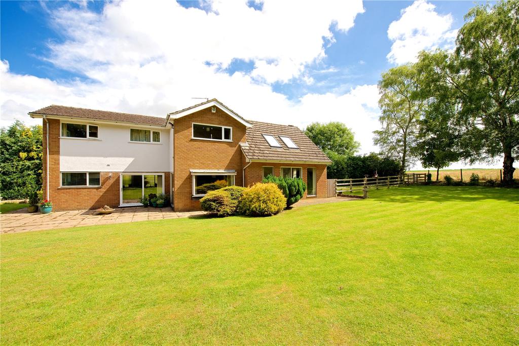 School Lane, Quinton, Northampton, Northamptonshire, NN7 4 bed detached