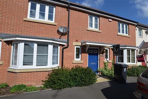 4 bedroom semi-detached house to rent, Abbess Terrace, Loughton, IG10