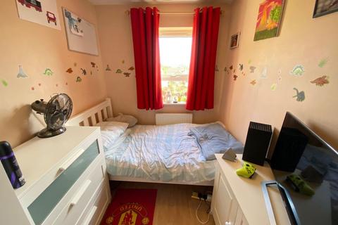 12 Campanula Close, Northampton, NN3 3QG