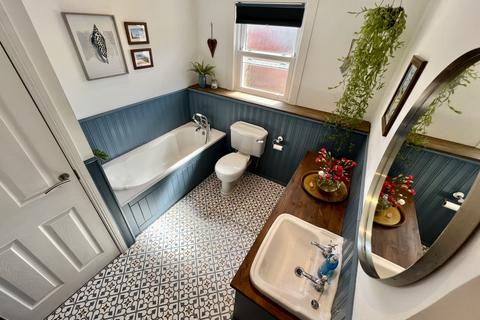 45a Main Street, Lochwinnoch, PA12 4AH