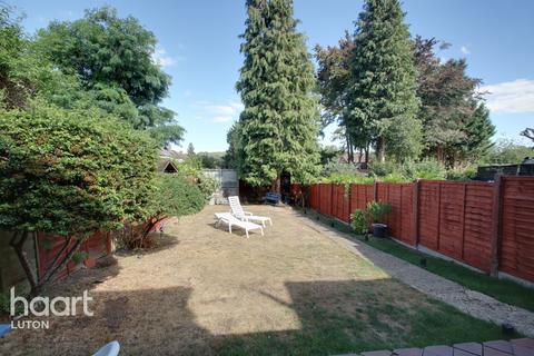 102 Blenheim Crescent, Luton, LU3 1HD
