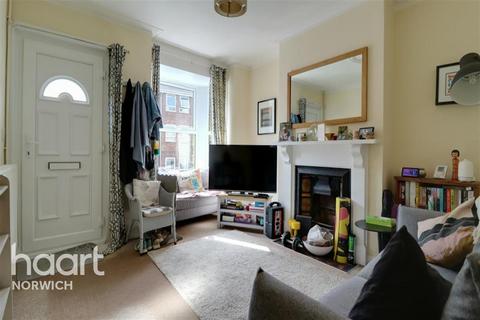 2 bedroom detached house to rent, Denmark Road