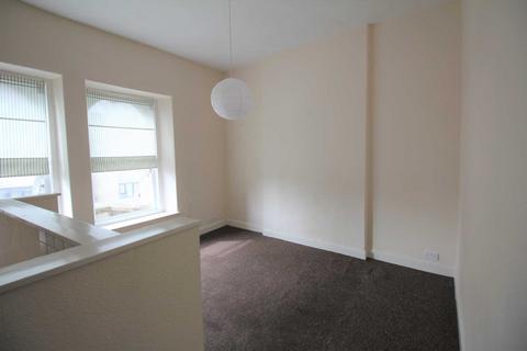 1 bedroom flat to rent, Bristol Road Lower, Hillside