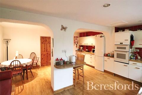 3 bedroom end of terrace house for sale - Laurence Croft, Writtle, CM1