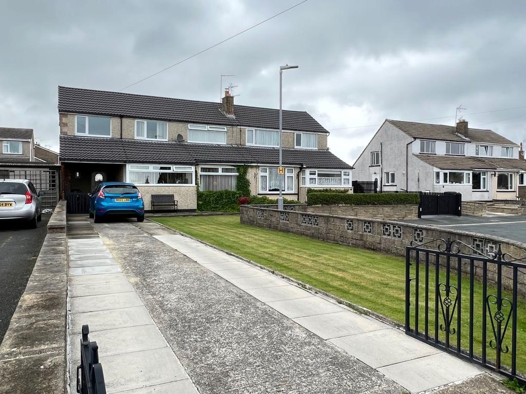 Wentworth Drive, Halifax HX2 4 bed semidetached house for sale £284,950