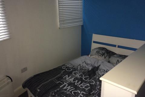 Studio to rent, Wakefield, WF1