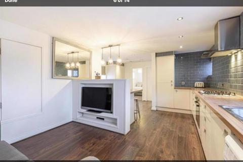 2 bedroom apartment to rent, 6 Holtdale View, Leeds, LS16