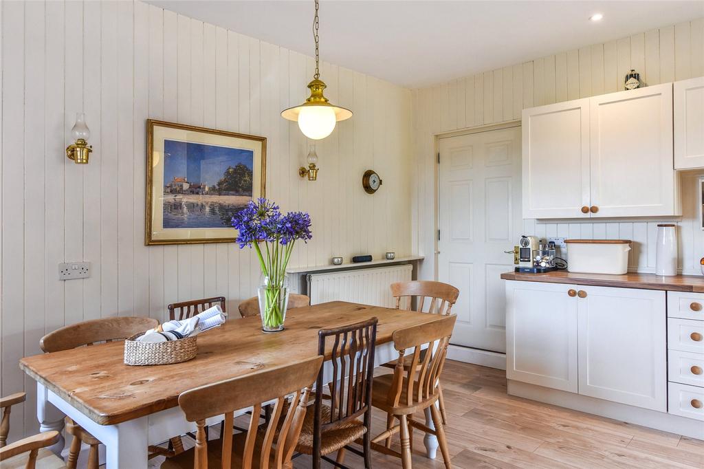 Kitchen/Dinign Room