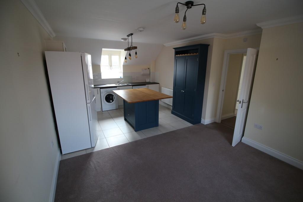 Framlingham 2 bed apartment £775 pcm (£179 pw)