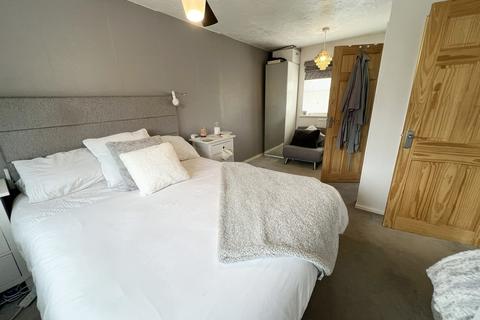 12 Bufferys Close, Solihull, B91 3UX