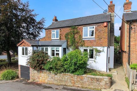 4 bedroom detached house for sale - North Street, Punnetts Town, Heathfield