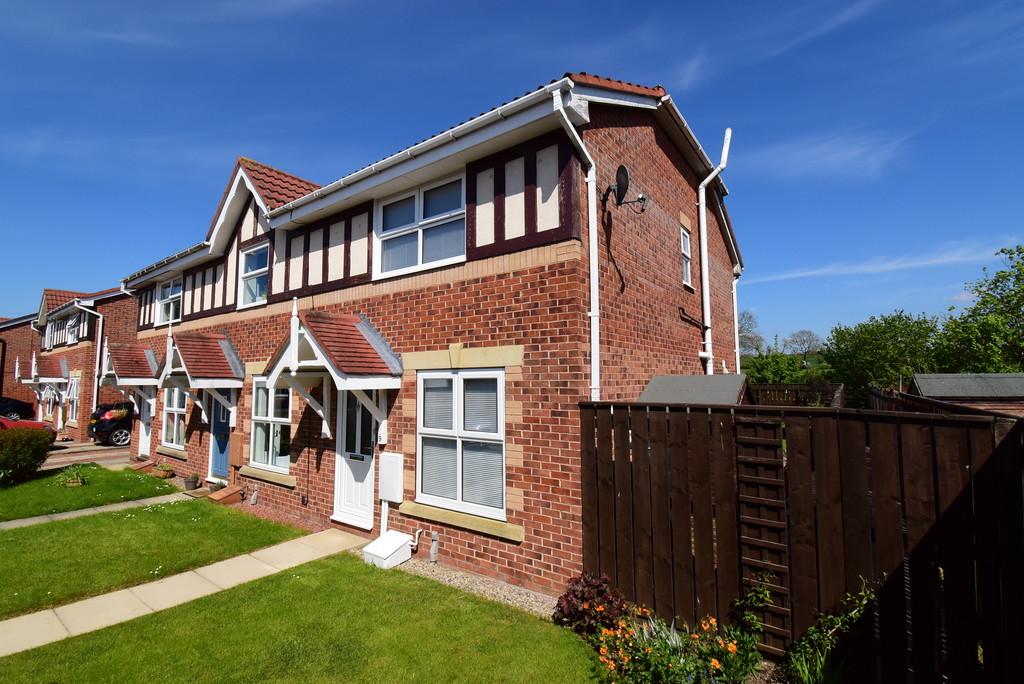 Bramblefields, Northallerton 3 bed end of terrace house £180,000