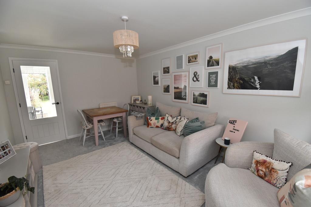 Bramblefields, Northallerton 3 bed end of terrace house £180,000