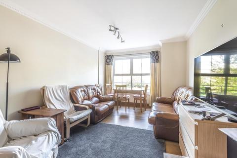 Flat 20, Sandringham Court Skerne Walk, Kingston Upon Thames, KT2 5LQ