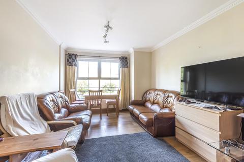 Flat 20, Sandringham Court Skerne Walk, Kingston Upon Thames, KT2 5LQ