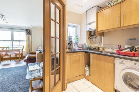 Flat 20, Sandringham Court Skerne Walk, Kingston Upon Thames, KT2 5LQ
