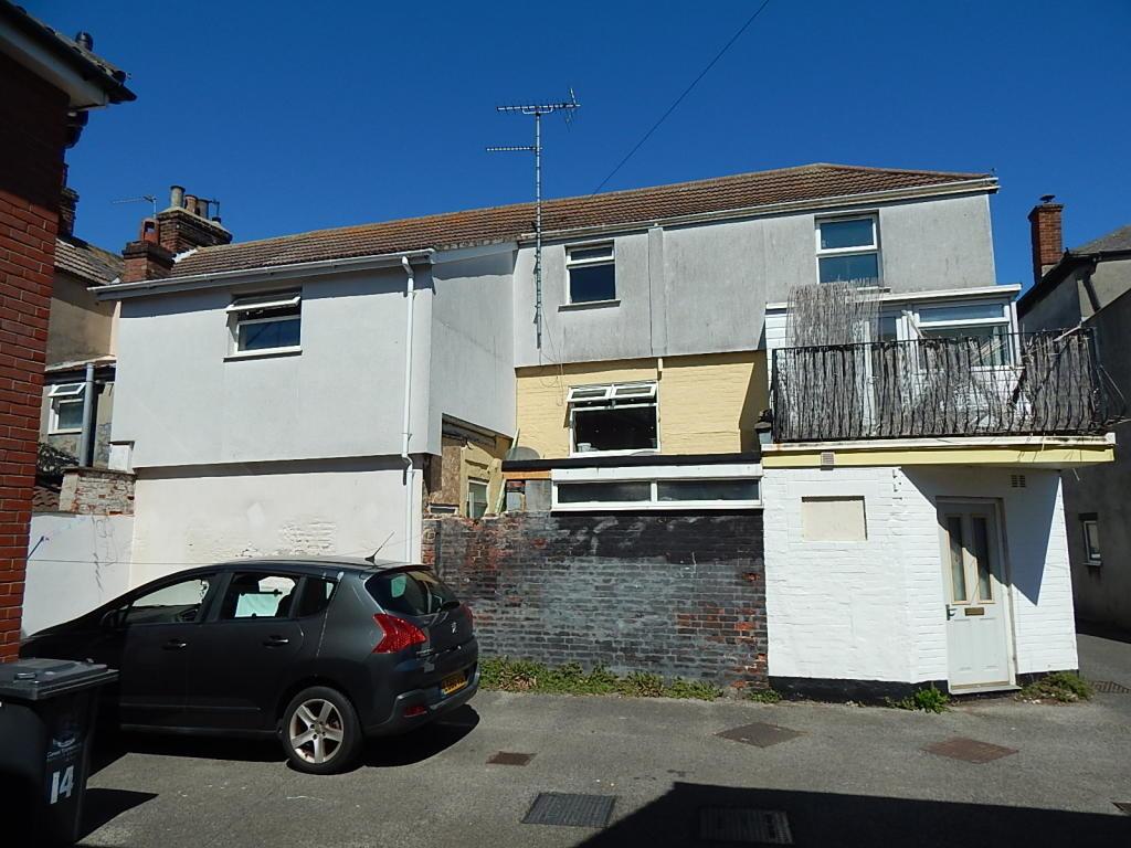 Crown Road, Great Yarmouth 4 bed terraced house £60,000
